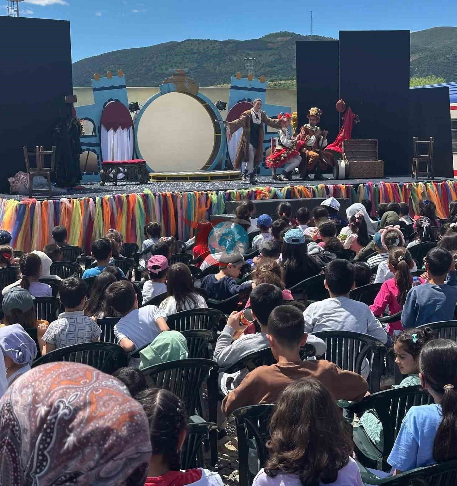 Gölbaşında nağıl qatarı və teatr hadisəsi