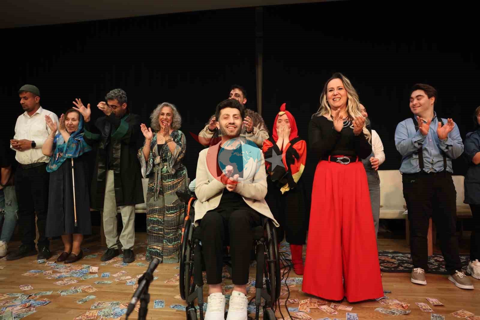 Osmangazi'de Sahne Alan 'Miras Değil Mübarek 2' Büyük Beğeni Topladı