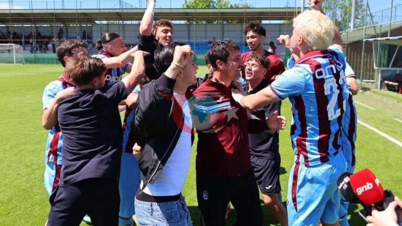 Trabzonspor 19 Yaş Altı PAF Ligi'nde Üst Üste Üçüncü Şampiyonluğunu Kutladı