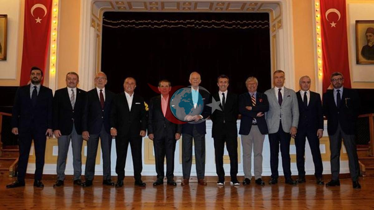Galatasaray Efsaneleri, UEFA Zaferinin 26. Yılında Buluştu