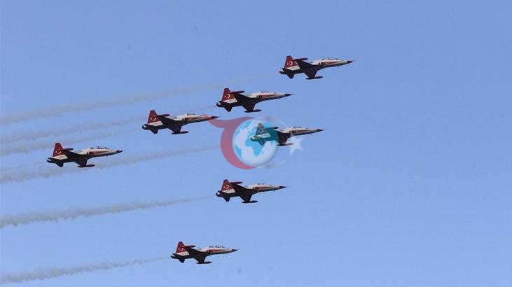 Samsun'da SOLOTÜRK ve Türk Yıldızları Nefes Kesti