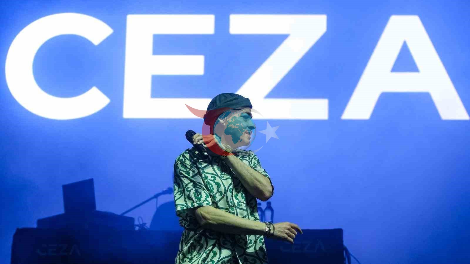 Ceza'nın Kocaeli Konseri Gençlere Unutulmaz Bir Gece Yaşattı