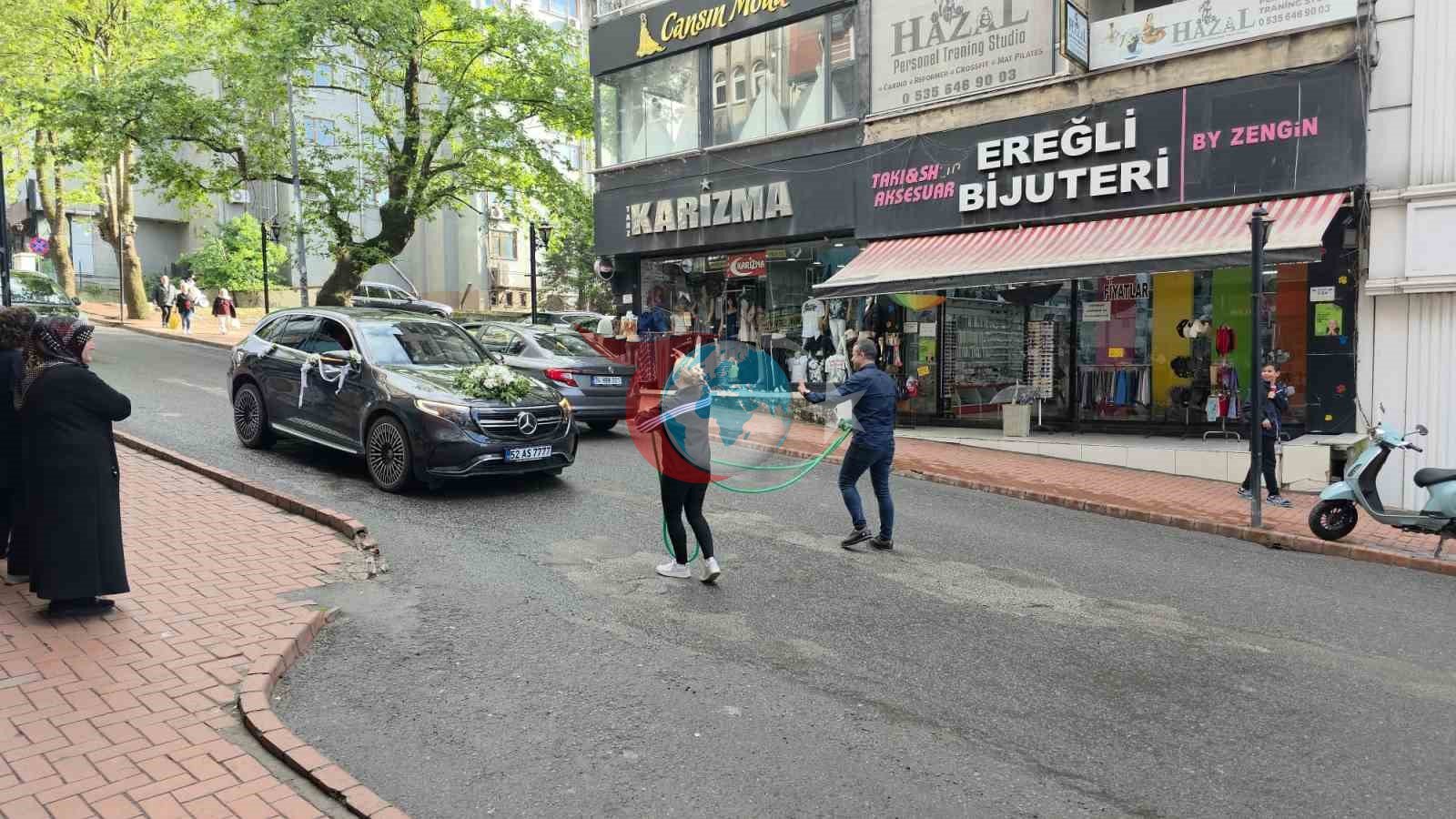 Zonguldak'ta Düğün Konvoyuna Zincirli Eğlenceli Sürpriz