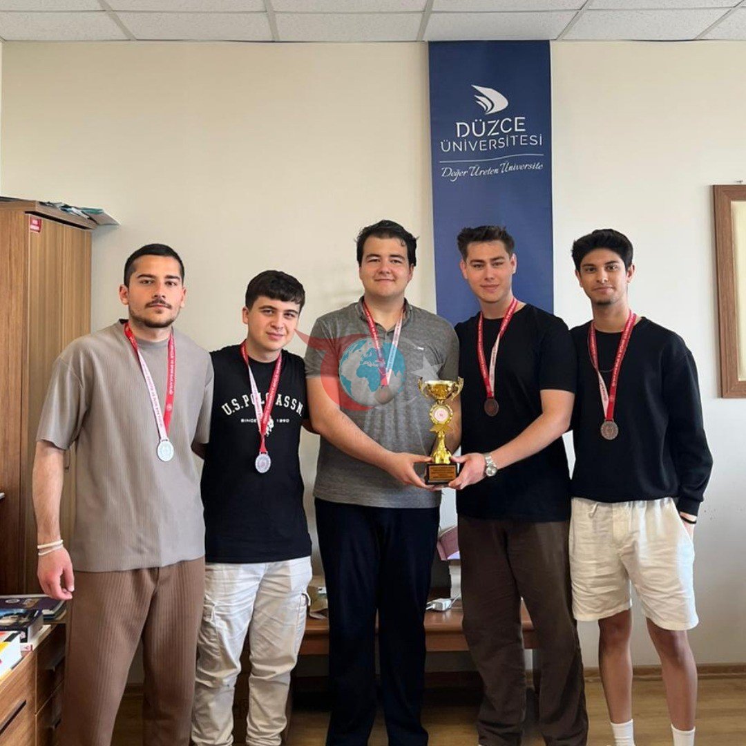 Düzce Üniversitesi Satranç Topluluğu’ndan KuzeyCup’ta 4. oldu