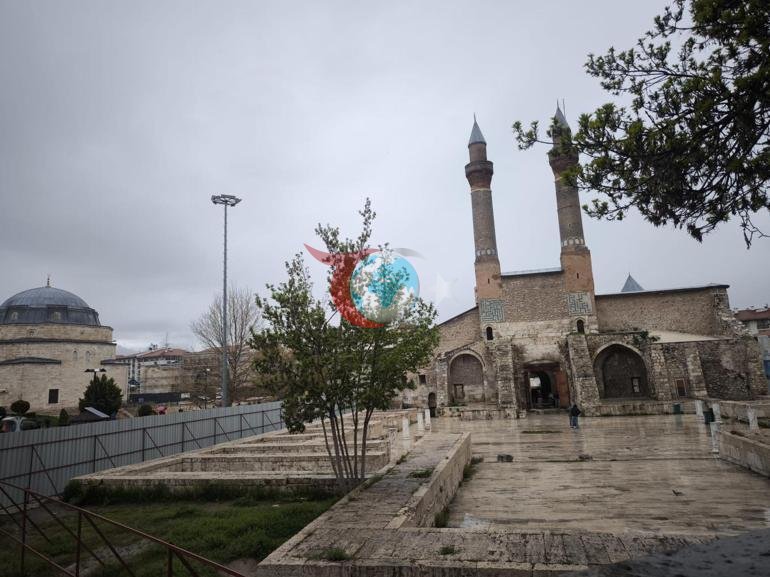 Sivasdakı Qoşa Minarəli Mədrəsədə hərtərəfli bərpa işləri başlayır