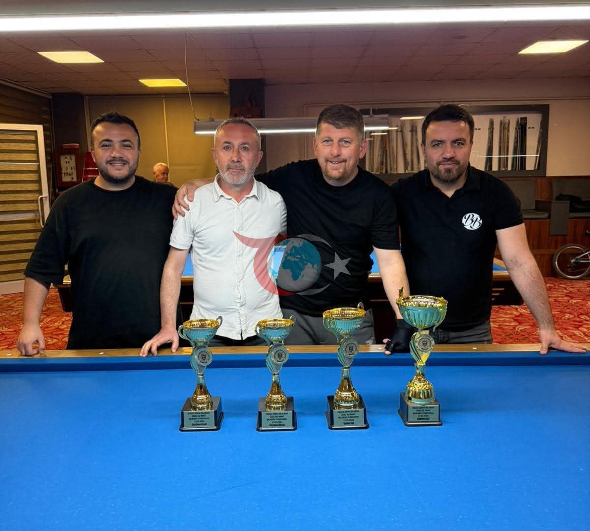Genรงlik Haftasฤฑโnda centilmenliฤin kazandฤฑฤฤฑ 3 Bant Bilardo turnuvasฤฑ