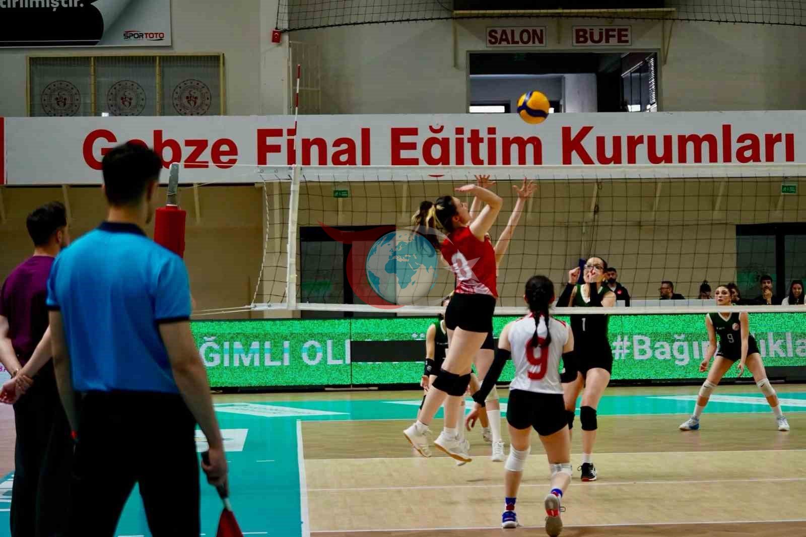 Biləcikli voleybolçular Türkiyə üçüncüsüdür
