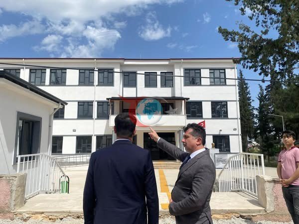Hassa’da kamu binaları yükseliyor
