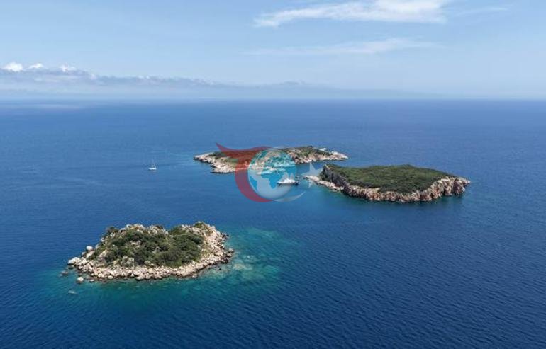 Antalya’da denizin altında alarm veren görüntü Vali Hulusi Şahin ilk kez dalış yaptı