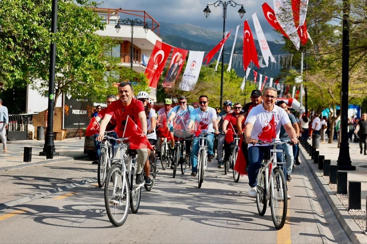 Onlar 19 Mayın ruhu ilə ümid pedalına düşdülər