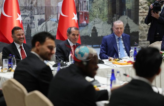 Cumhurbaşkanı Erdoğan Süper Lig şampiyonu Galatasaray'ı kabul etti - Resim: 1