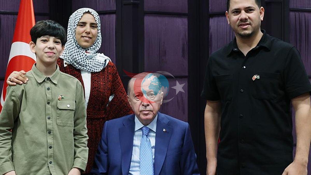 Cumhurbaşkanı Erdoğan, Gazze'li Yazar Ebu Cezer ile Buluştu