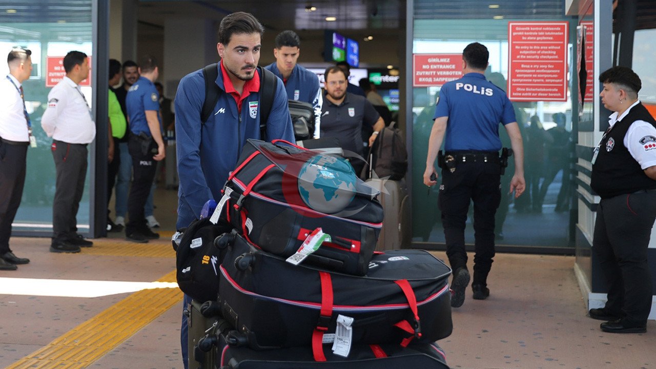 İran Milli Futbol Takımı Antalya'da Kampa Başladı