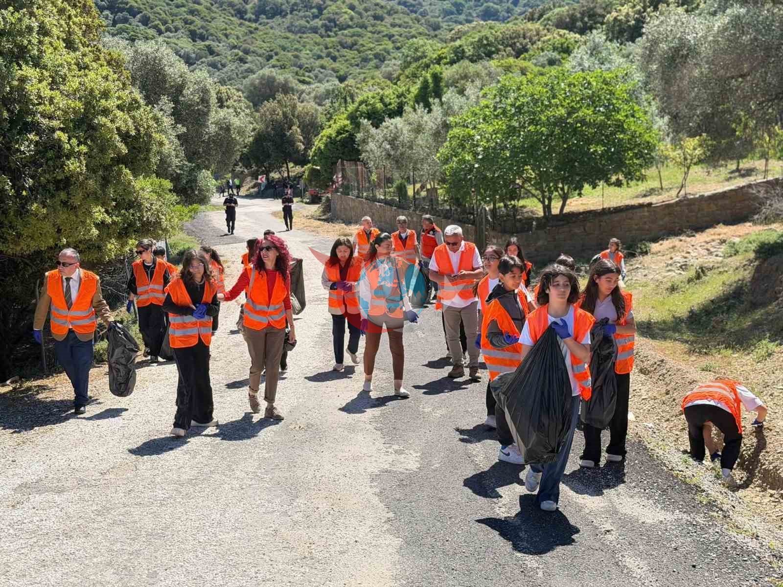 Gökçeada'da Çevre Bilinci İçin 'Orman Benim' Etkinliği Düzenlendi