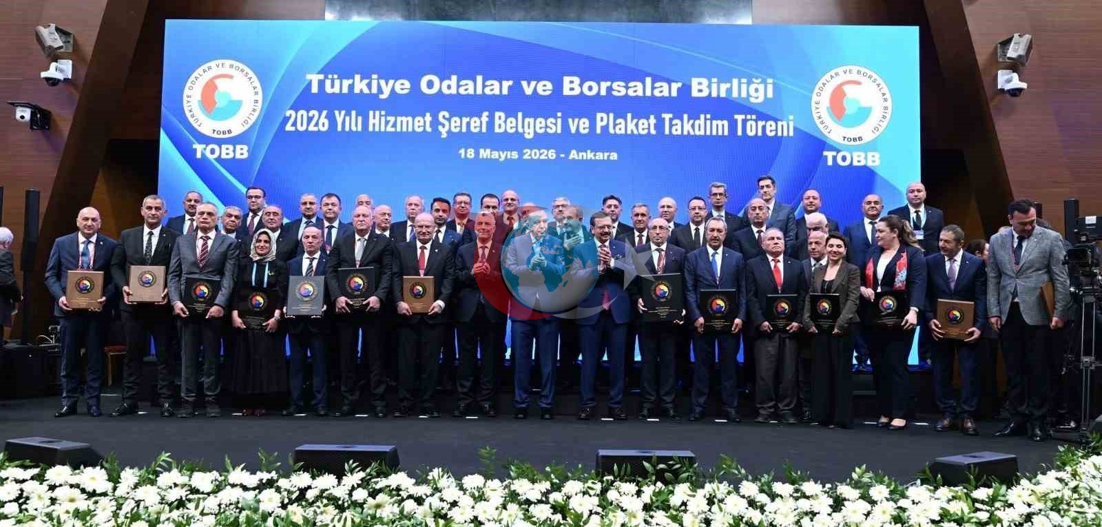 Cumhurbaşkanı Erdoğan&rsquo;dan Başkan Alan&rsquo;a Hizmet Şeref Belgesi