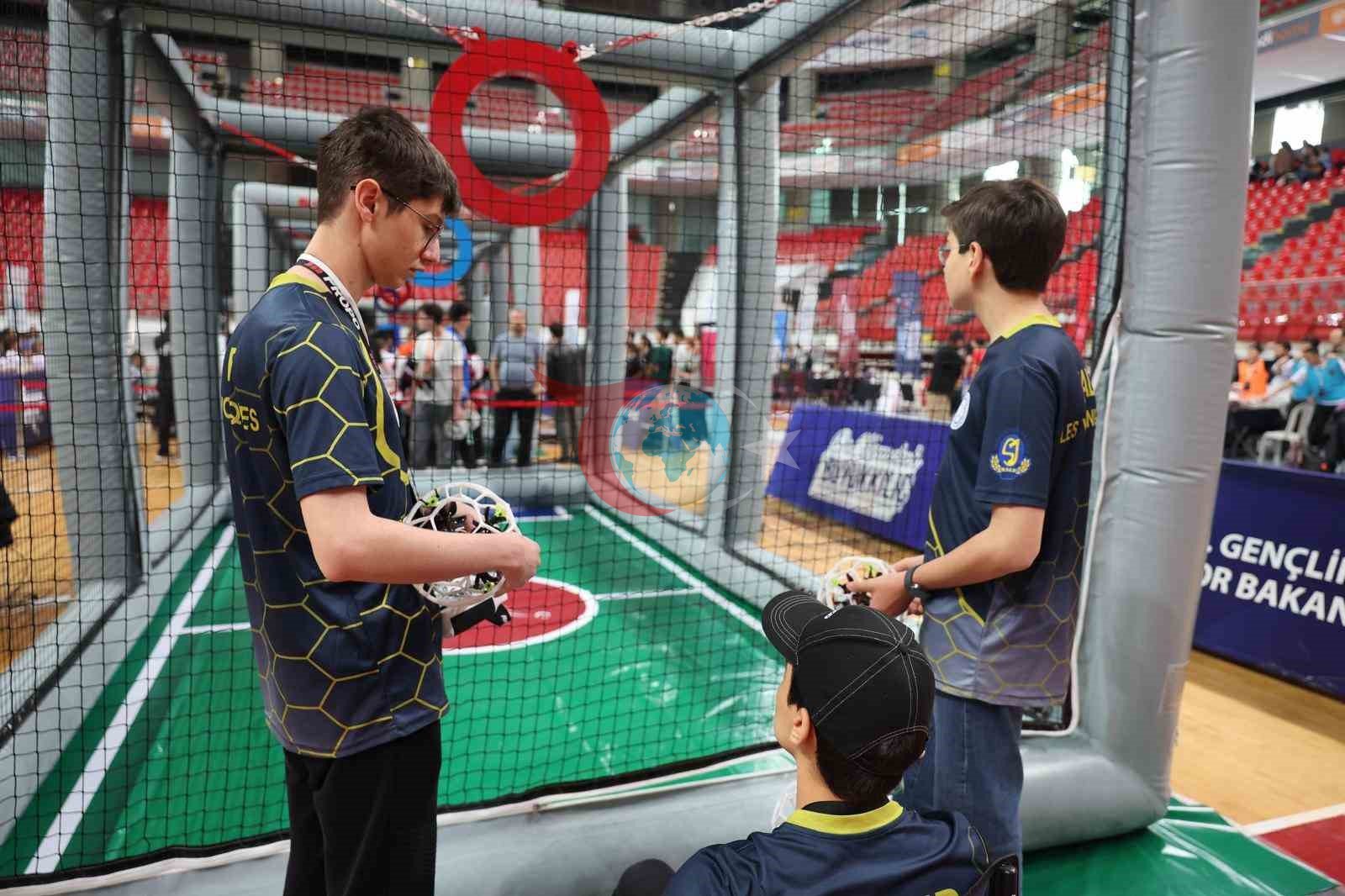 Kayseri'de Drone Soccer Şampiyonası Heyecanı