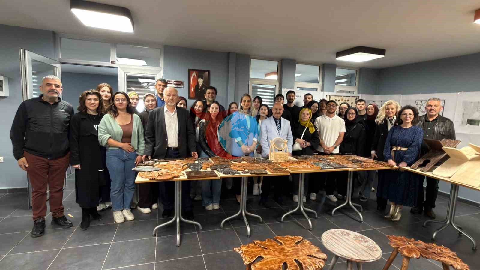 İç mekan tasarımı öğrenci projeleri yıl sonu sergisi kapılarını açtı
