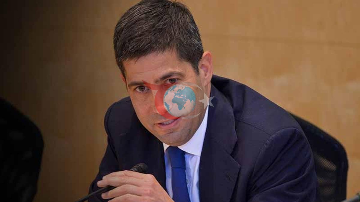 Kewin Warş Fed başlyklygyna başlaýar