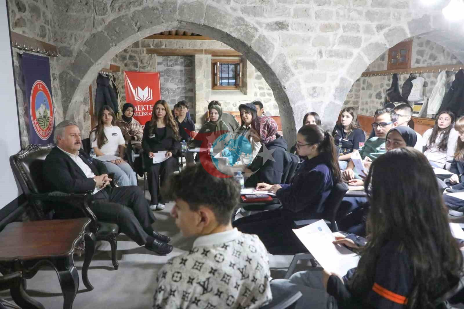 Melikgazi Belediyesi Gençlere Yatırım Yapmaya Devam Ediyor