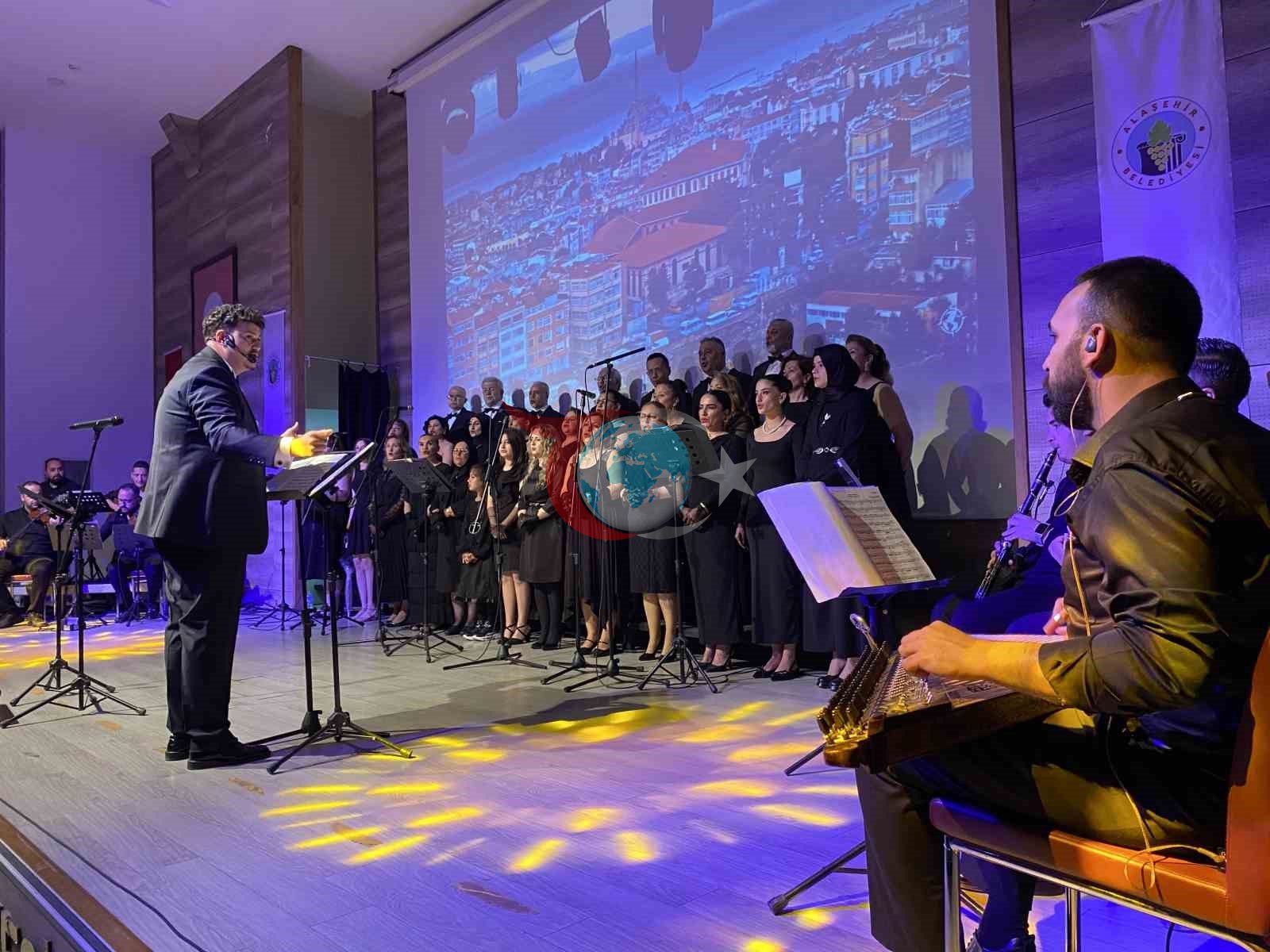 Alaşehir'de İstanbul Temalı Unutulmaz Konser Gecesi