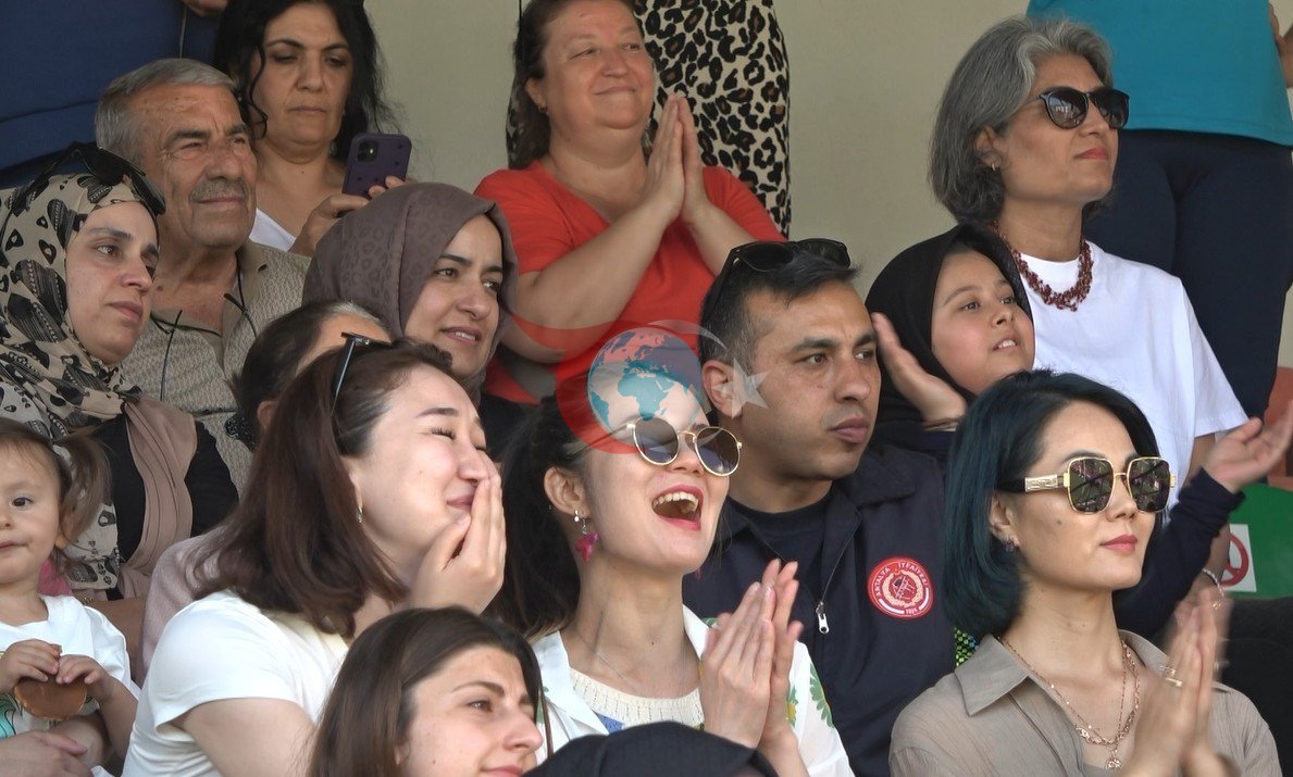 Alanya'da 19 Mayıs Coşkusu: Yabancı Katılımcılar Renk Kattı