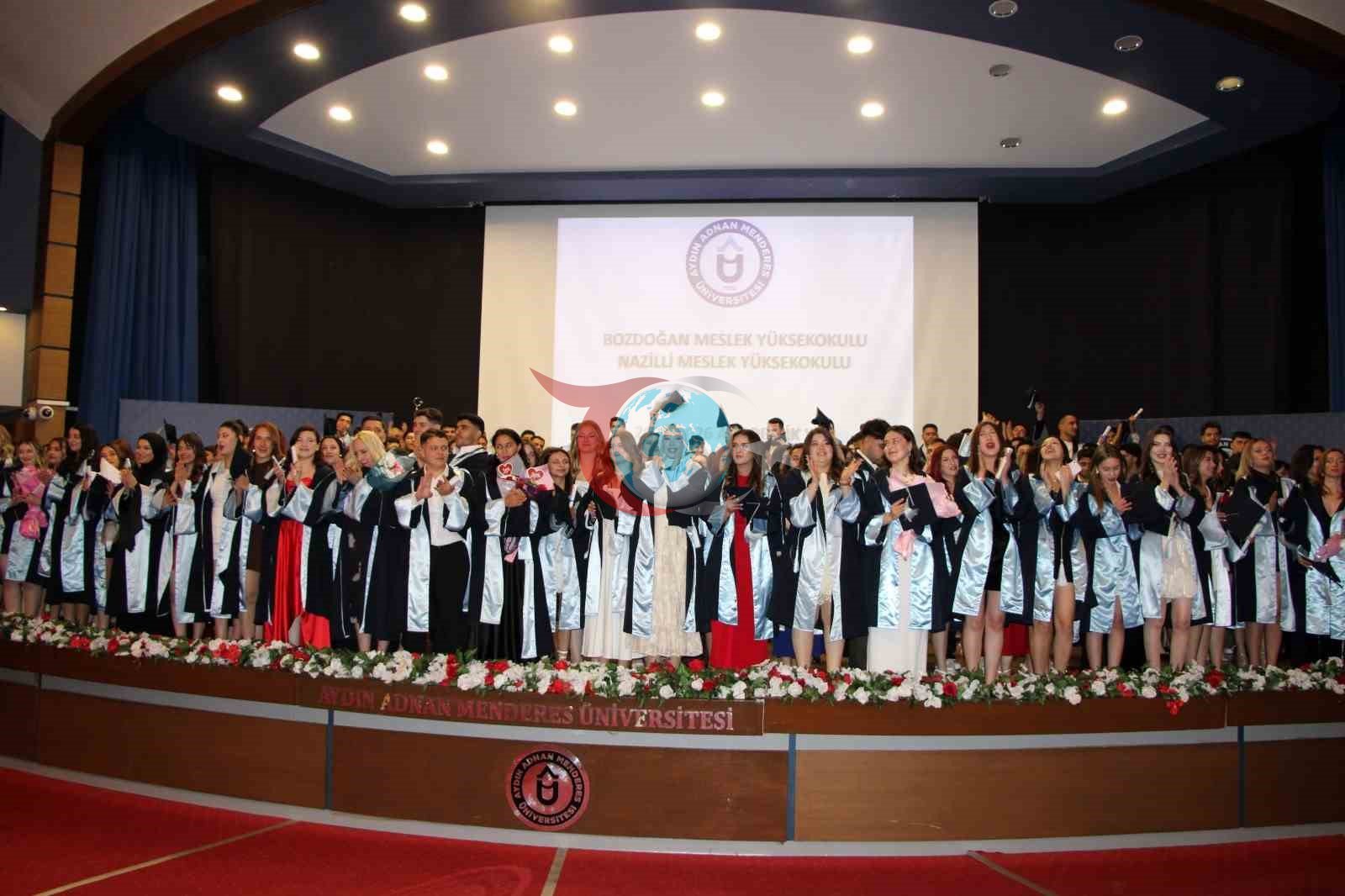 Bozdoğan ve Nazilli MYO Mezuniyet Coşkusunu Paylaştı