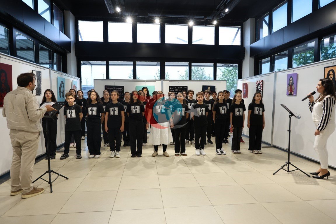 Ortaokul Öğrencilerinden Barış Manço'ya Adanmış Sanat Sergisi
