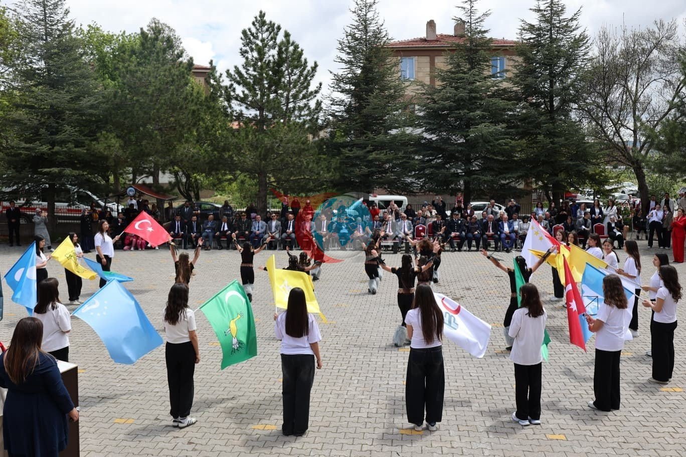 Bünyan'da 19 Mayıs Coşkusu: Gençler Sahneyi Büyüledi