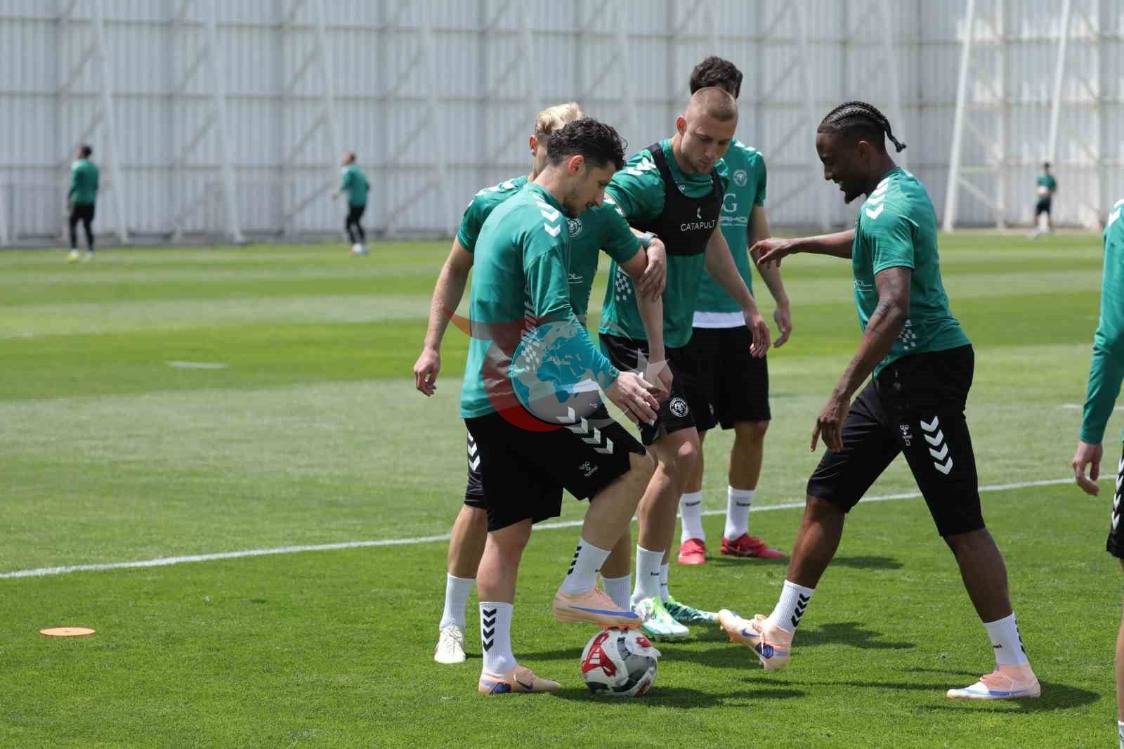 Konyaspor, Trabzonspor Maçı İçin Hazırlıklarını Sürdürüyor