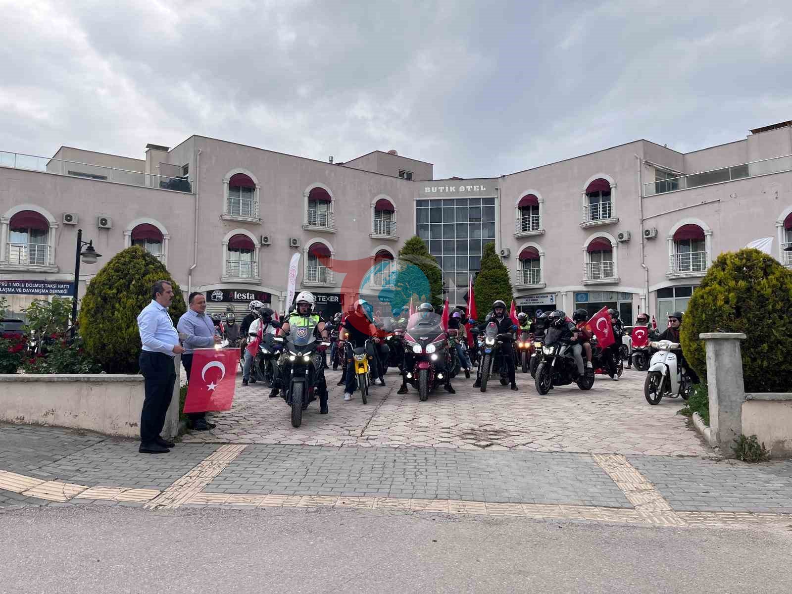 Vezirköprü'de motosiklet korteji