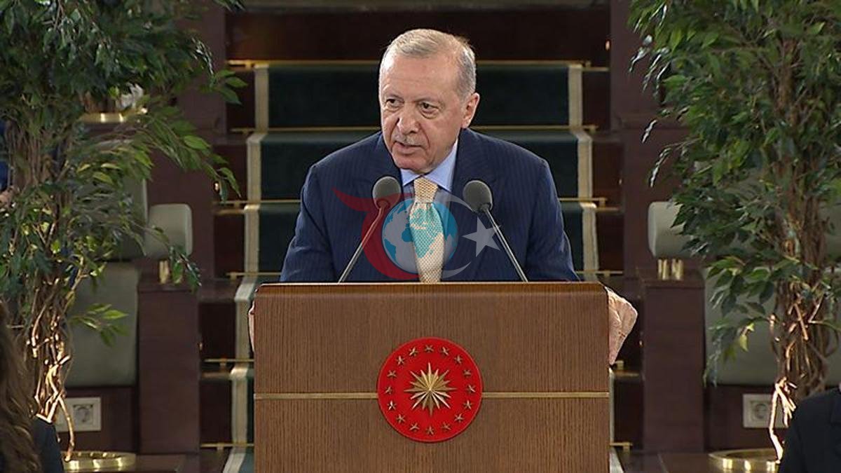 Erdoğan: Gençlerle Birlikte Güçlü Türkiye'yi İnşa Edeceğiz