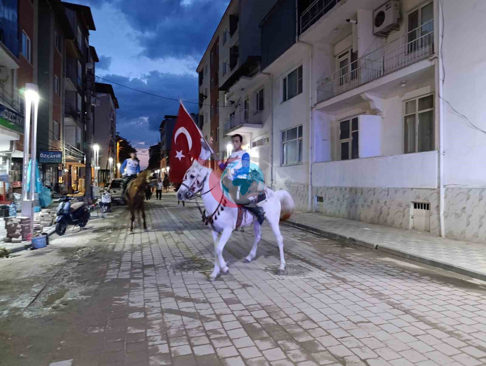 Höwesjeň ýaşlar marty we Selendide navel at çyrasy ýörişi