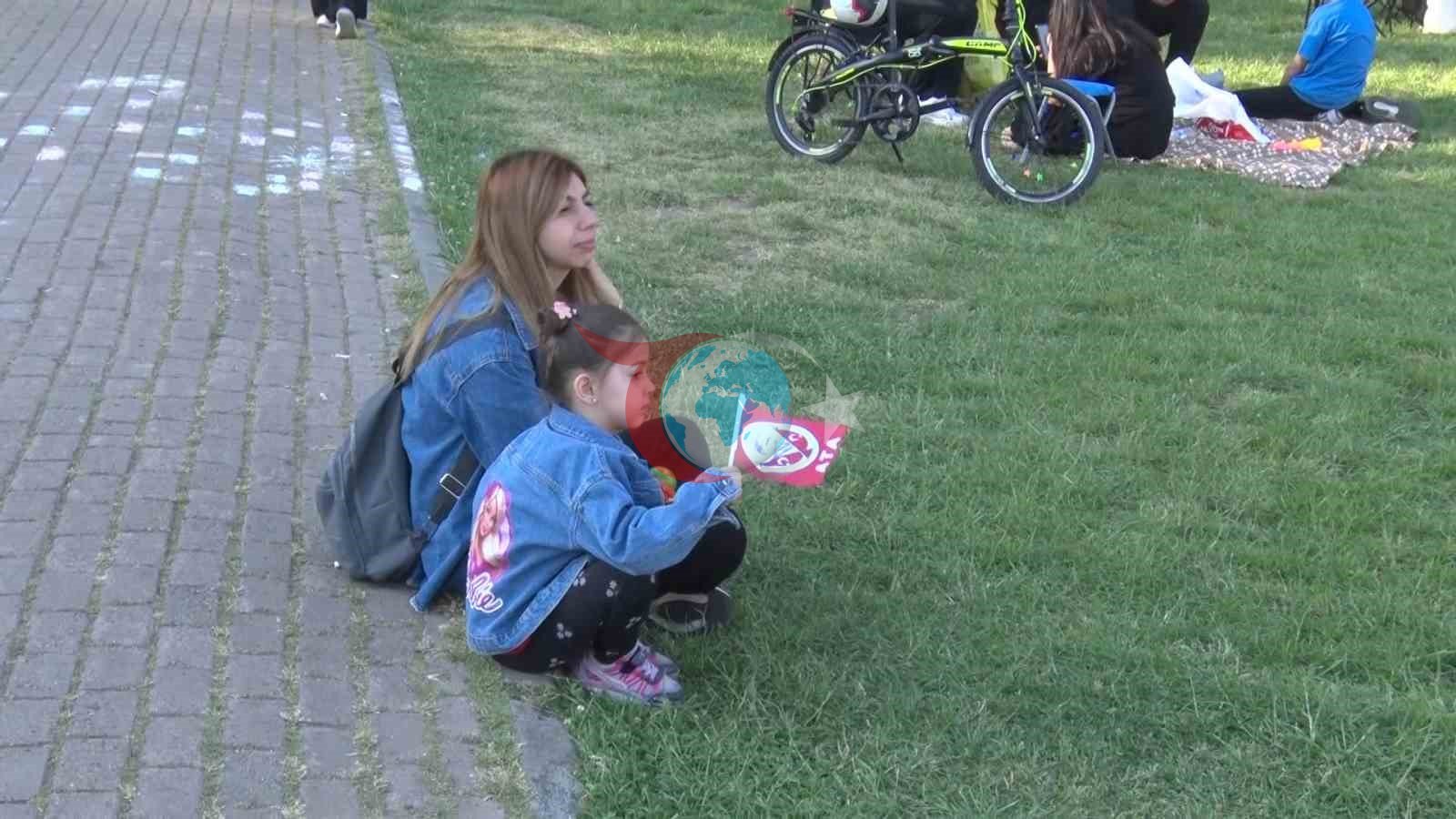 Kağıthane'de 19 Mayıs Coşkusu: Gençler Konserle Bayramı Kutladı