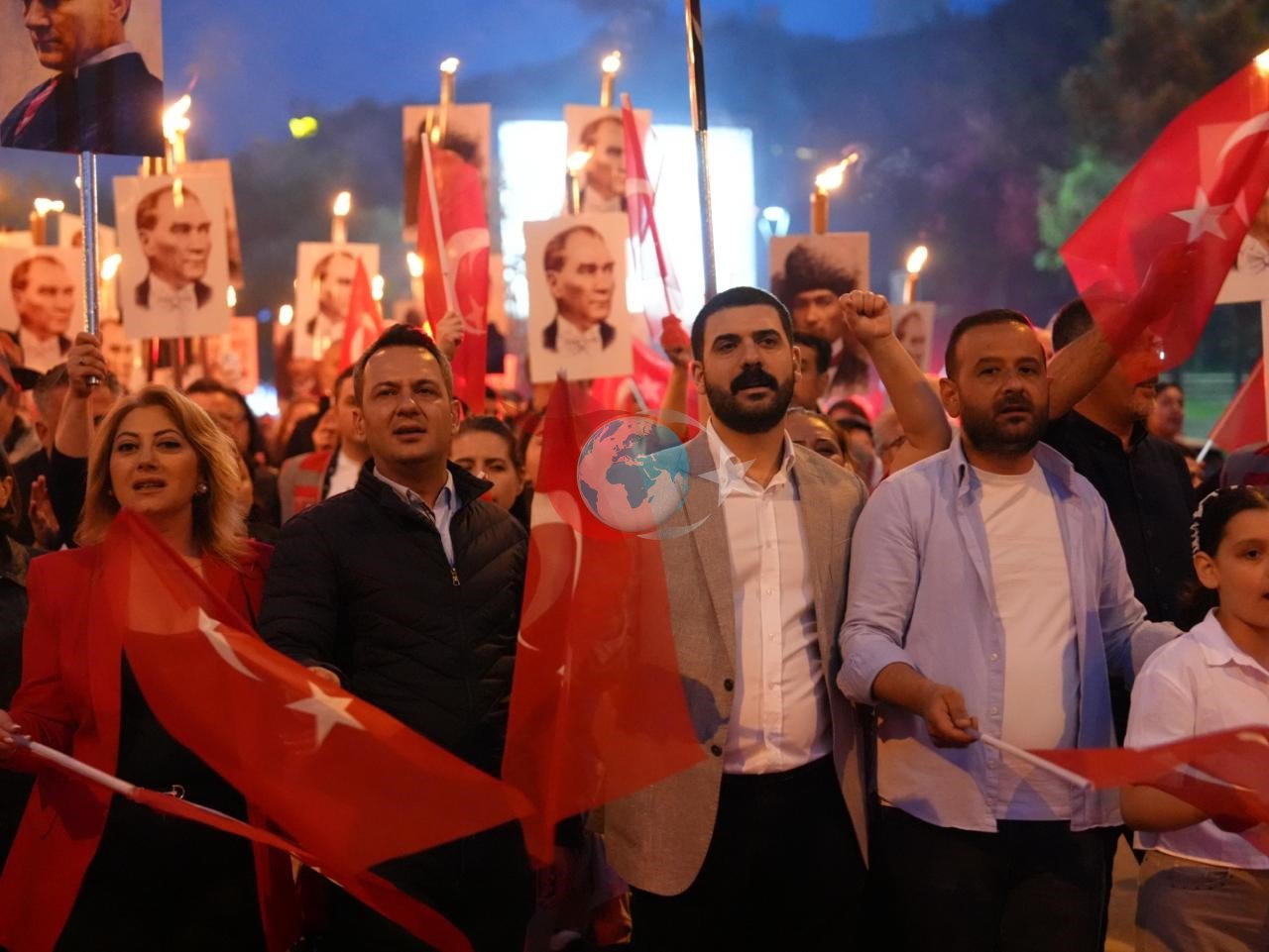 Ataşehir'de 19 Mayıs Coşkusu: Etkinlikler ve Fener Alayı