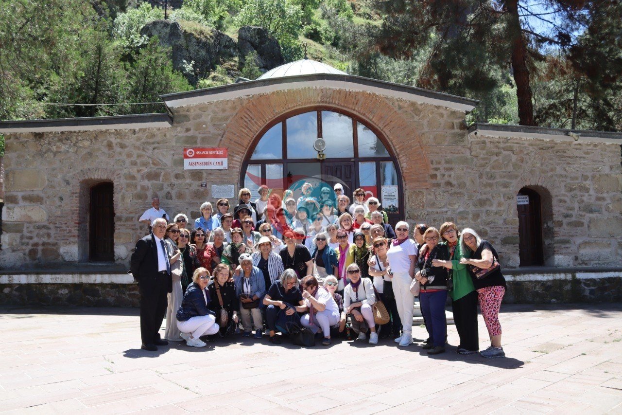 Nene Hatun Mezunları 51 Yıl Sonra Çorum'da Buluştu