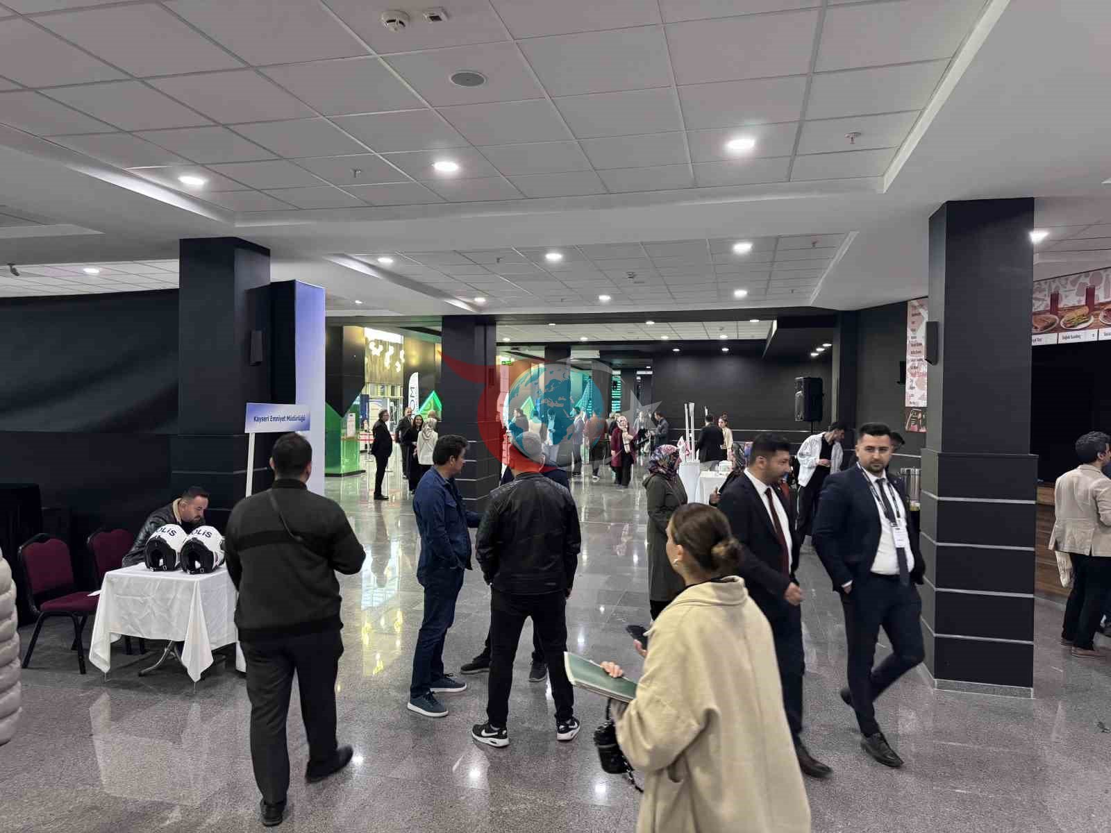 Kayseri'de İşsizler ve İşverenler İstihdam Fuarında Buluştu