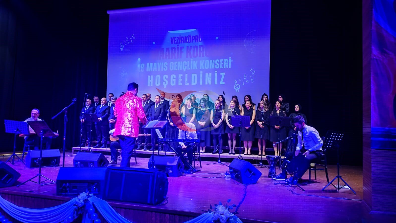 Vezirköprü'de 19 Mayıs Coşkusu: Maarif Korosu'ndan Unutulmaz Konser