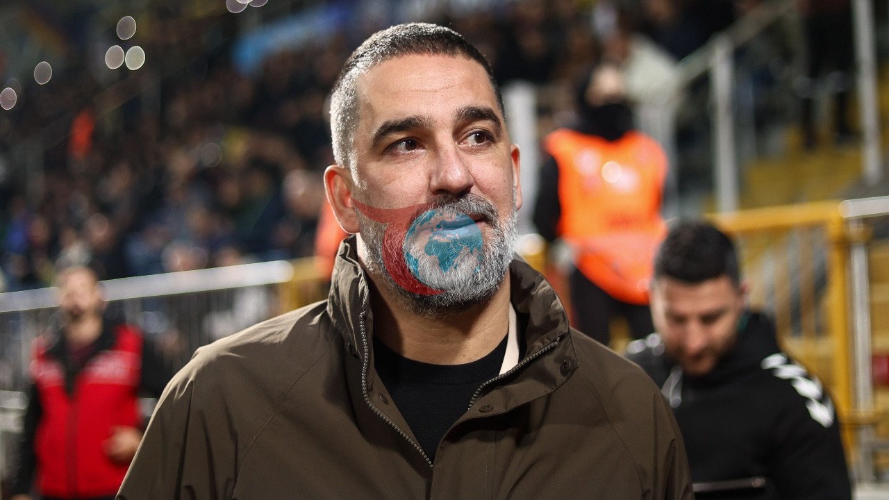 Arda Turan Beshiktosh uchun qaror bosqichida