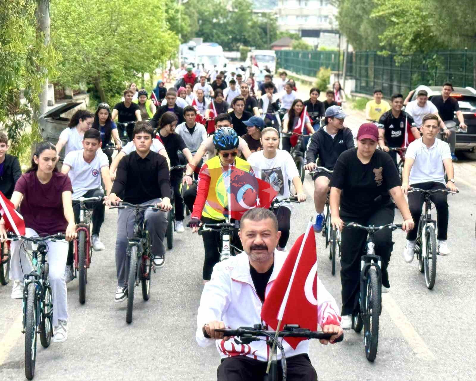 Çine'de Bisikletle Sağlıklı Yaşama Destek: Renkli Anlar