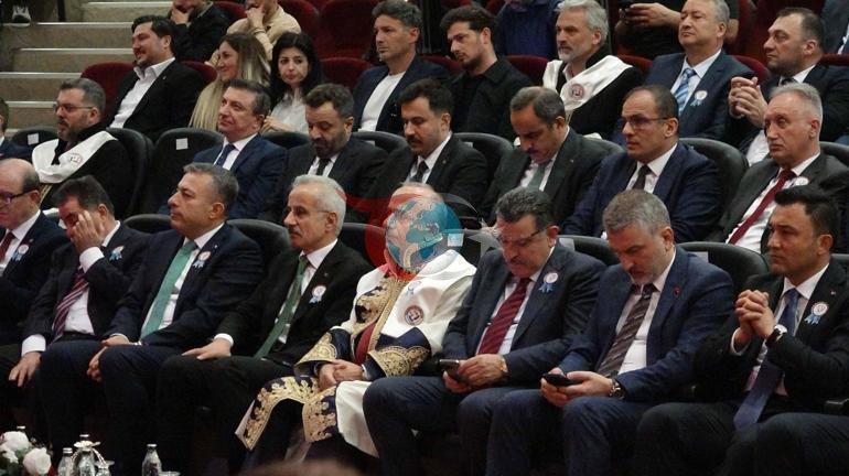 Vazir Uraoğlu: Tez orada Trabzon aeroporti loyihasining poydevorini qo'yamiz