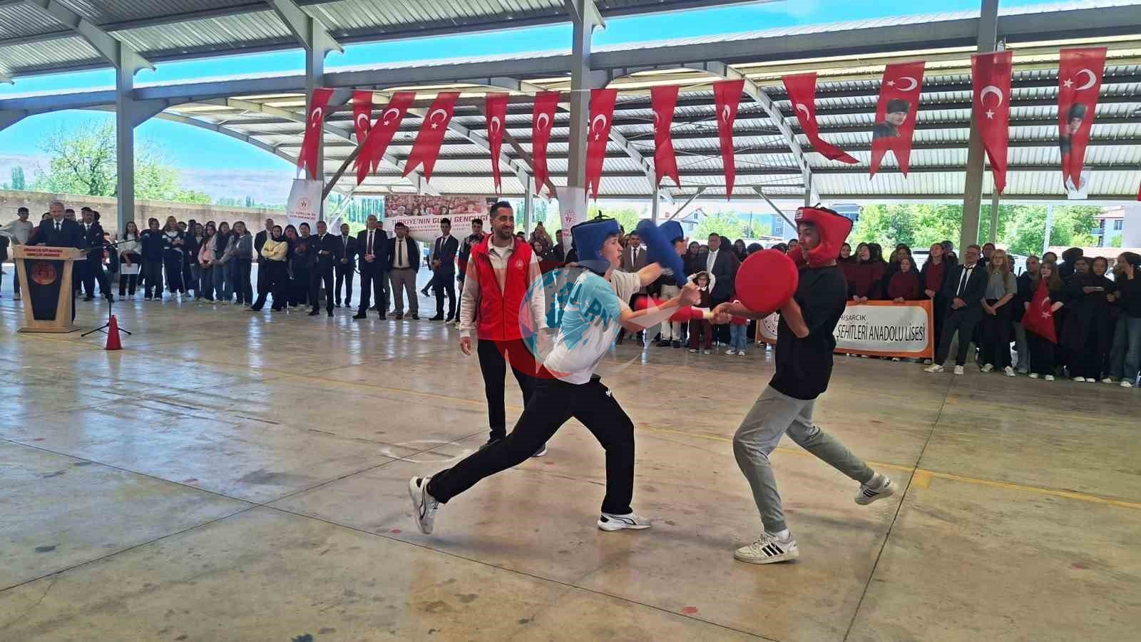 Hisarcık'ta Geleneksel Matrak Oyunu Büyük İlgi Topladı