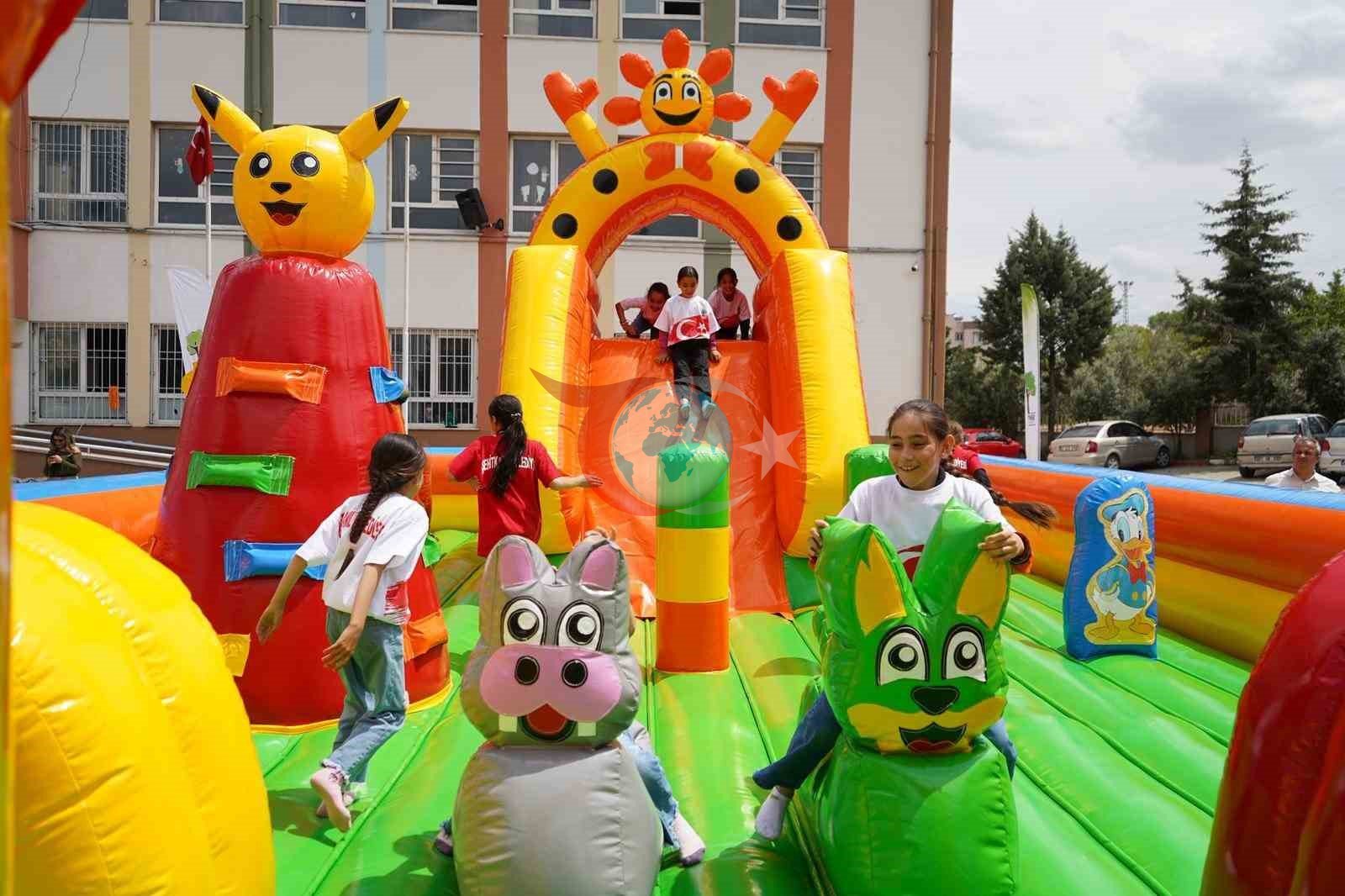Şehitkamil Belediyesi'nden Dülük'te Unutulmaz Çocuk Şenliği