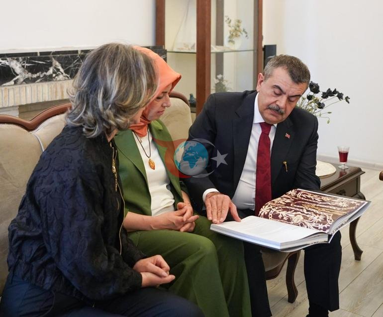 Bakan Tekin, Ankarada Bindallı kitabının tanıtımına katıldı