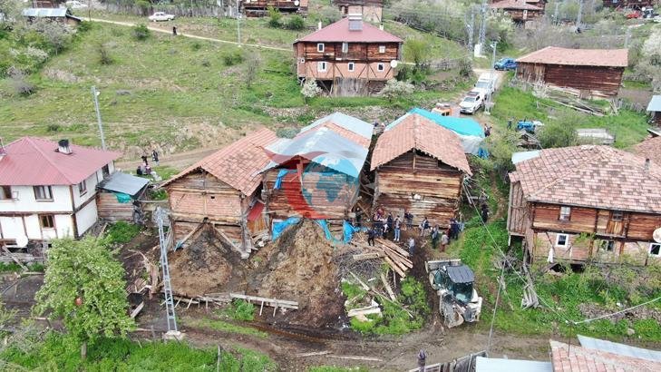 Kastamonu'da Üç Katlı Ahır Çöktü: Bir Kişi Hayatını Kaybetti, Onlarca Hayvan Telef Oldu