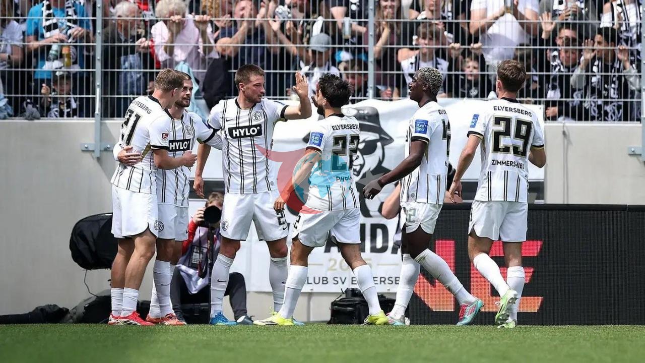 Almanya'da Küçük Bir Kasabanın Büyük Futbol Başarısı