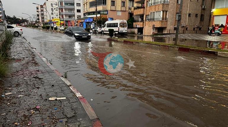 Hatay Dörtyolda şiddetli yağışlar hayatı olumsuz etkiledi