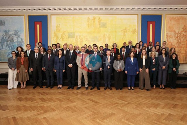Bakan Kurum’dan Kopenhag’da COP31 diplomasisi - Resim: 0