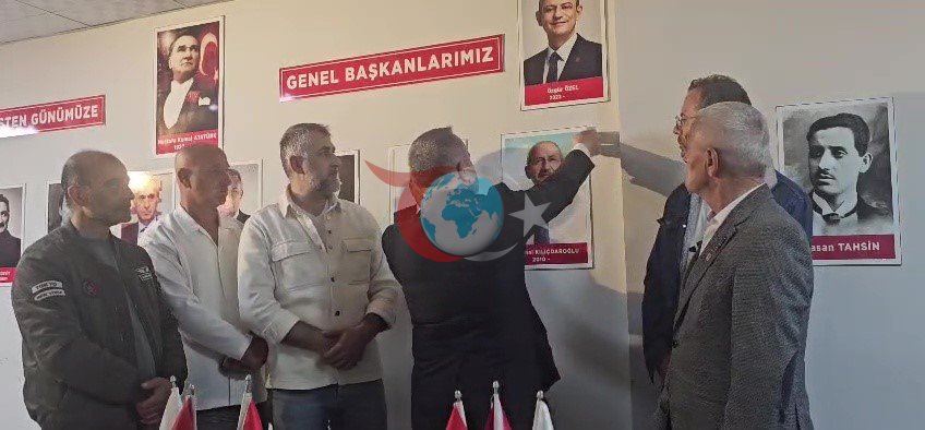 CHP Akçakoca'da Kılıçdaroğlu'nun Fotoğrafı Kaldırıldı