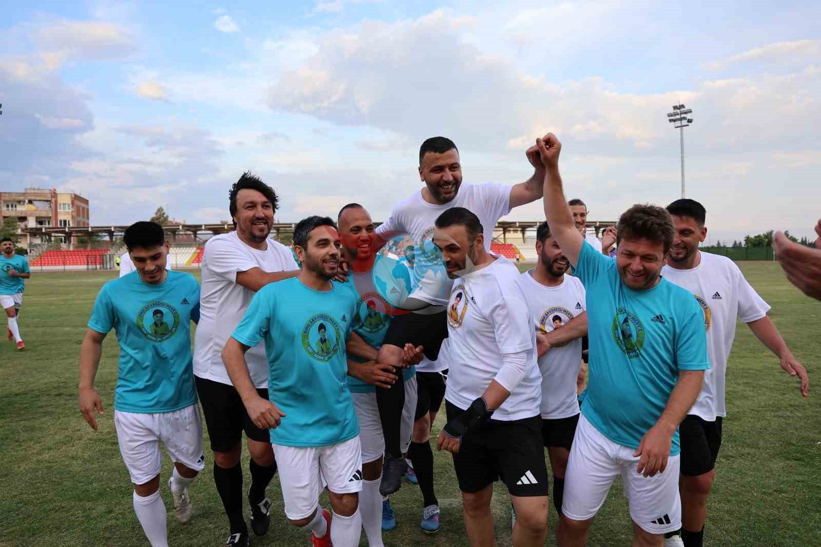 Anıl Taşdemir Futbola Veda Etti: Söke'de Anlamlı Organizasyon