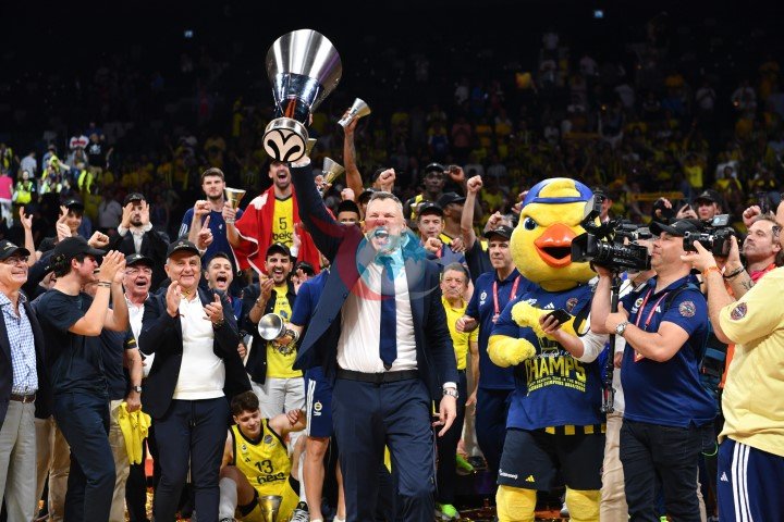 Fenerbahรงeโde hedef รผst รผste Euroleague ลampiyonluฤu